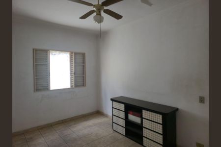 Casa à venda com 218m², 4 quartos e 5 vagas Casa à venda com 218m², 4 quartos e 5 vagasQuarto 03