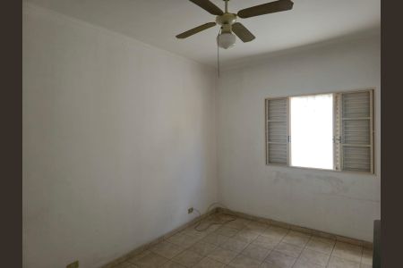 Casa à venda com 218m², 4 quartos e 5 vagas Casa à venda com 218m², 4 quartos e 5 vagasQuarto 03