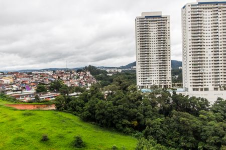 Vista da Suíte de apartamento para alugar com 2 quartos, 85m² em Jardim Tupanci, Barueri