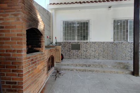 Casa à venda com 70m², 2 quartos e 1 vaga Casa à venda com 70m², 2 quartos e 1 vagaChurrasqueira