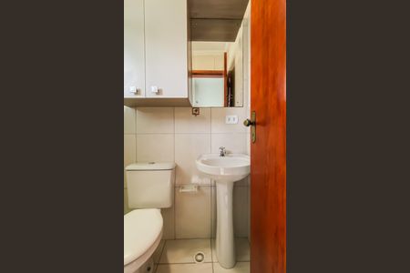 Casa de condomínio à venda com 57m², 2 quartos e 1 vagaBanheiro da Suíte 2