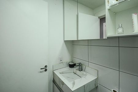 Apartamento para alugar com 39m², 2 quartos e 1 vaga Apartamento para alugar com 39m², 2 quartos e 1 vagaBanheiro