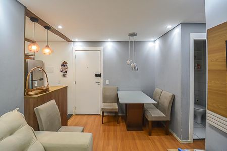 Sala de apartamento para alugar com 2 quartos, 39m² em  Parque Bristol, São Bernardo do Campo