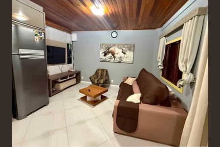 Sala de casa para alugar com 2 quartos, 400m² em Campeche Leste, Florianópolis