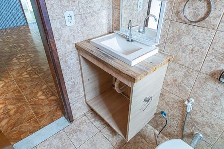 Casa para alugar com 160m², 3 quartos e 2 vagasBanheiro