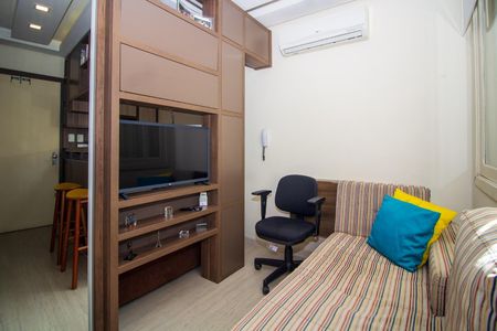 Sala de apartamento para alugar com 1 quarto, 35m² em Centro Histórico, Porto Alegre