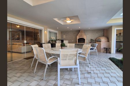 Casa de condomínio à venda com 435m², 5 quartos e 3 vagas