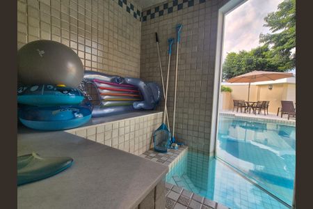 Casa de condomínio à venda com 435m², 5 quartos e 3 vagas