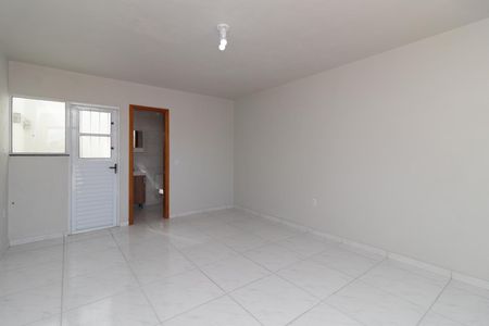 Sala/Quarto de casa de condomínio para alugar com 1 quarto, 28m² em Chapéu do Sol, Porto Alegre