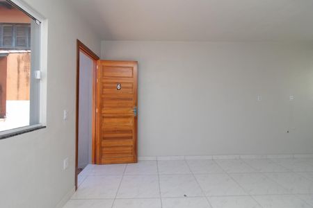 Casa de condomínio para alugar com 28m², 1 quarto e sem vaga Casa de condomínio para alugar com 28m², 1 quarto e sem vagaSala/Quarto