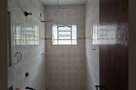 Casa para alugar com 125m², 3 quartos e sem vaga Casa para alugar com 125m², 3 quartos e sem vagaBanheiro da Suíte