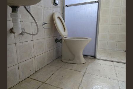 Casa para alugar com 125m², 3 quartos e sem vaga Casa para alugar com 125m², 3 quartos e sem vagaBanheiro Social 02