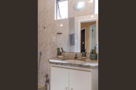 Apartamento à venda com 156m², 3 quartos e 3 vagas Apartamento à venda com 156m², 3 quartos e 3 vagasBanheiro Social