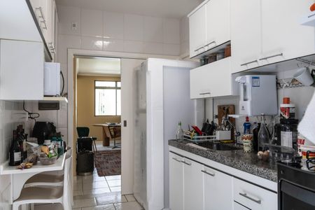 Apartamento à venda com 156m², 3 quartos e 3 vagas Apartamento à venda com 156m², 3 quartos e 3 vagasCozinha