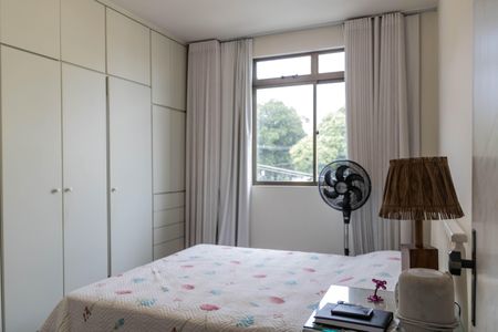 Apartamento à venda com 156m², 3 quartos e 3 vagas Apartamento à venda com 156m², 3 quartos e 3 vagasSuíte