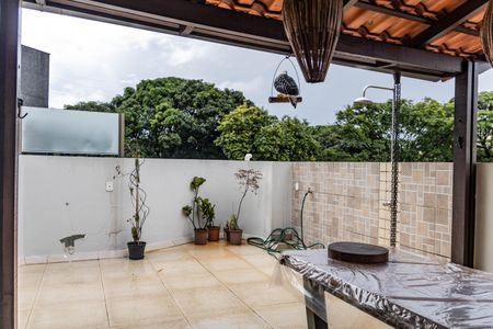 Apartamento à venda com 156m², 3 quartos e 3 vagas Apartamento à venda com 156m², 3 quartos e 3 vagasCobertura