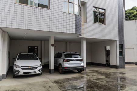 Apartamento à venda com 156m², 3 quartos e 3 vagas Apartamento à venda com 156m², 3 quartos e 3 vagasGaragem