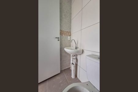 Apartamento para alugar com 42m², 2 quartos e sem vaga Apartamento para alugar com 42m², 2 quartos e sem vagaBanheiro
