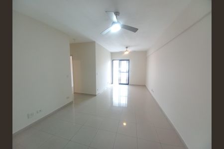 Sala de apartamento para alugar com 3 quartos, 90m² em Itararé, São Vicente