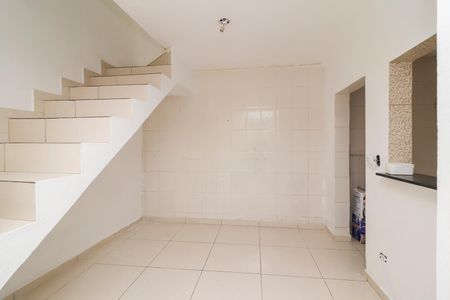 Sala de casa para alugar com 1 quarto, 60m² em Vila Regina, São Paulo