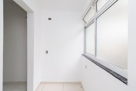 Casa para alugar com 60m², 1 quarto e 1 vagaÁrea de Serviço