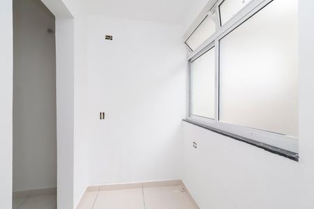 Casa para alugar com 60m², 1 quarto e 1 vagaÁrea de Serviço