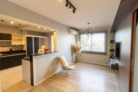 Sala de apartamento à venda com 2 quartos, 65m² em Cristal, Porto Alegre