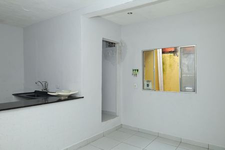 Sala de casa à venda com 2 quartos, 250m² em Cidade Antônio Estêvão de Carvalho, São Paulo