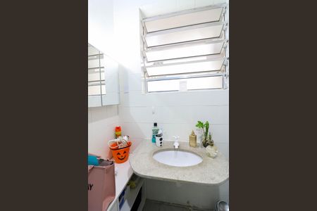 Casa à venda com 90m², 2 quartos e 1 vagaBanheiro