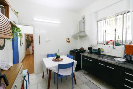 Cozinha de casa à venda com 2 quartos, 90m² em Jardim Caravelas, São Paulo