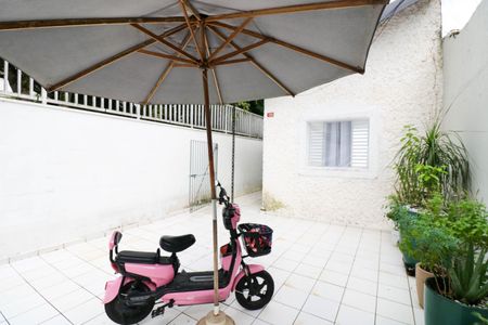 Garagem de casa à venda com 2 quartos, 90m² em Jardim Caravelas, São Paulo