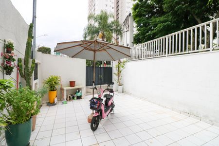 Garagem de casa à venda com 2 quartos, 90m² em Jardim Caravelas, São Paulo