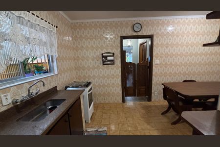 Casa à venda com 240m², 3 quartos e 2 vagasCozinha - Sala de Jantar