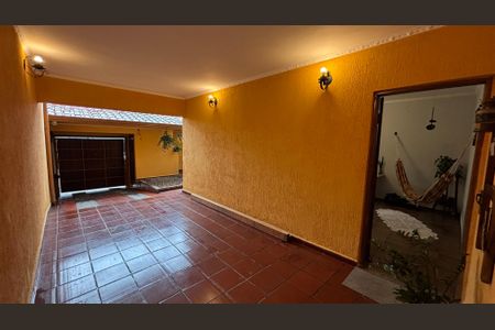 Casa à venda com 240m², 3 quartos e 2 vagasGaragem