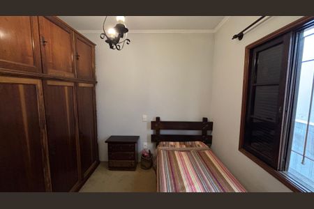 Casa à venda com 240m², 3 quartos e 2 vagasQuarto 1