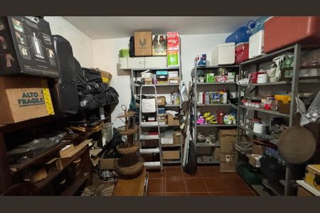 Casa à venda com 240m², 3 quartos e 2 vagasEdícula - Despensa
