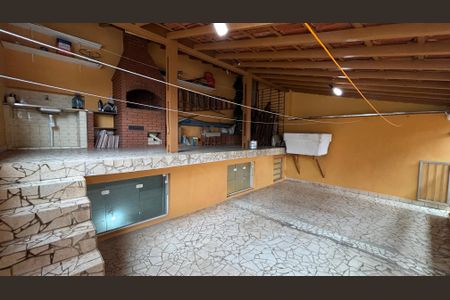 Casa à venda com 240m², 3 quartos e 2 vagasArea Lazer - Churrasqueira