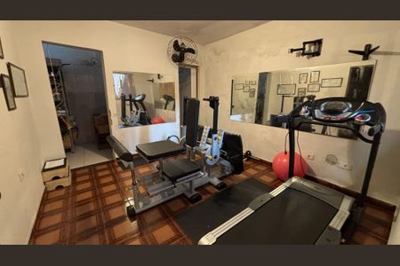 Casa à venda com 240m², 3 quartos e 2 vagasEdícula 