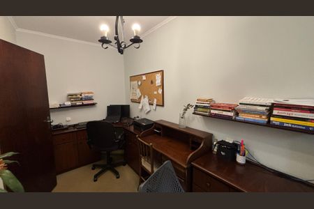 Casa à venda com 240m², 3 quartos e 2 vagasQuarto 2
