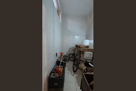 Casa à venda com 240m², 3 quartos e 2 vagasEdícula - Despensa
