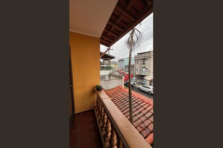 Casa à venda com 240m², 3 quartos e 2 vagasSuite Varanda