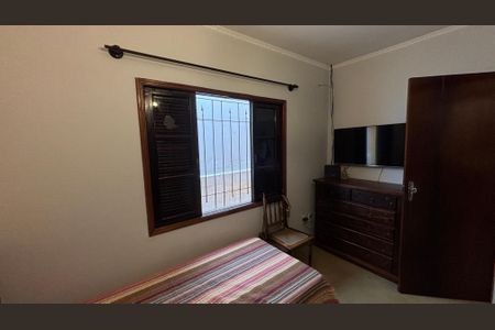 Casa à venda com 240m², 3 quartos e 2 vagasQuarto 1