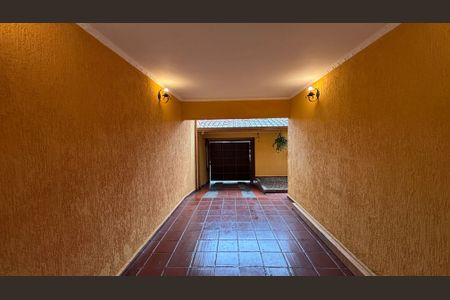 Casa à venda com 240m², 3 quartos e 2 vagasGaragem