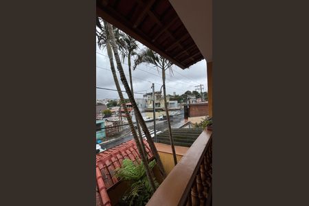 Casa à venda com 240m², 3 quartos e 2 vagasSuite Varanda