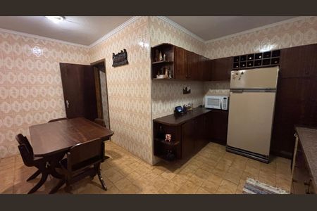 Casa à venda com 240m², 3 quartos e 2 vagasCozinha - Sala de Jantar