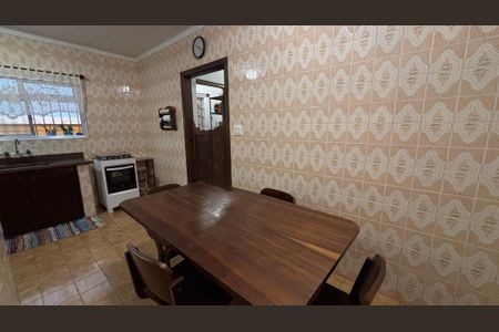 Casa à venda com 240m², 3 quartos e 2 vagasCozinha - Sala de Jantar