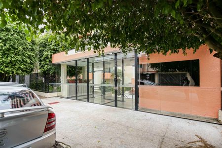 Apartamento à venda com 80m², 3 quartos e 2 vagasFachada