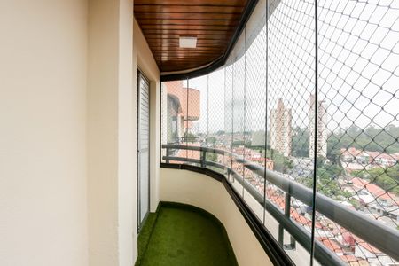 Apartamento à venda com 80m², 3 quartos e 2 vagasVaranda Quarto 1 e 2