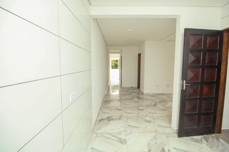 Casa para alugar com 70m², 2 quartos e sem vaga Casa para alugar com 70m², 2 quartos e sem vagaCorredor
