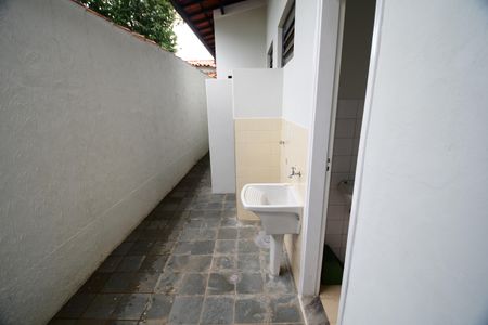 Casa à venda com 198m², 4 quartos e 6 vagasÁrea de Serviço